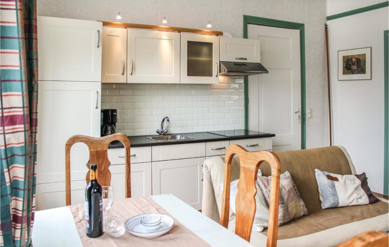 Cozy Apartment In Molkwerum With Wifi Exterior foto
