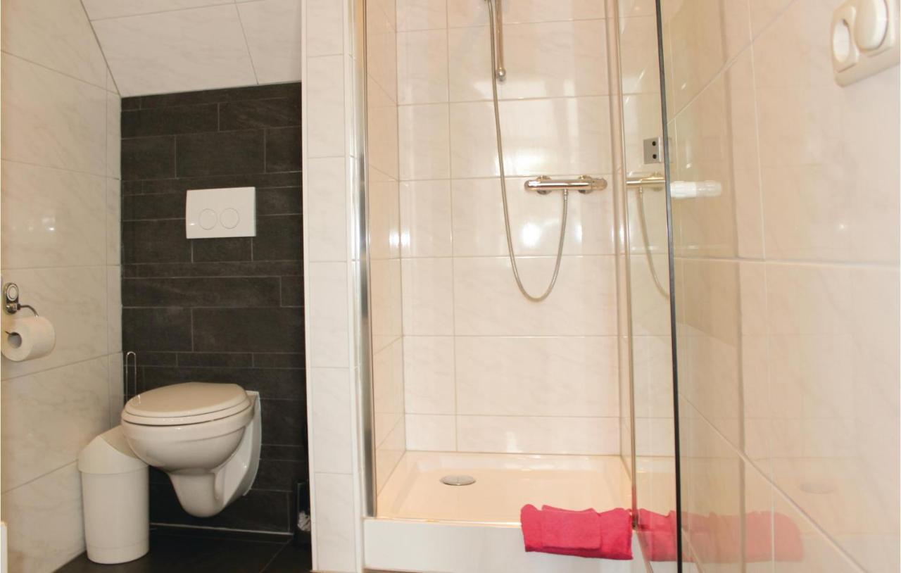 Cozy Apartment In Molkwerum With Wifi Exterior foto